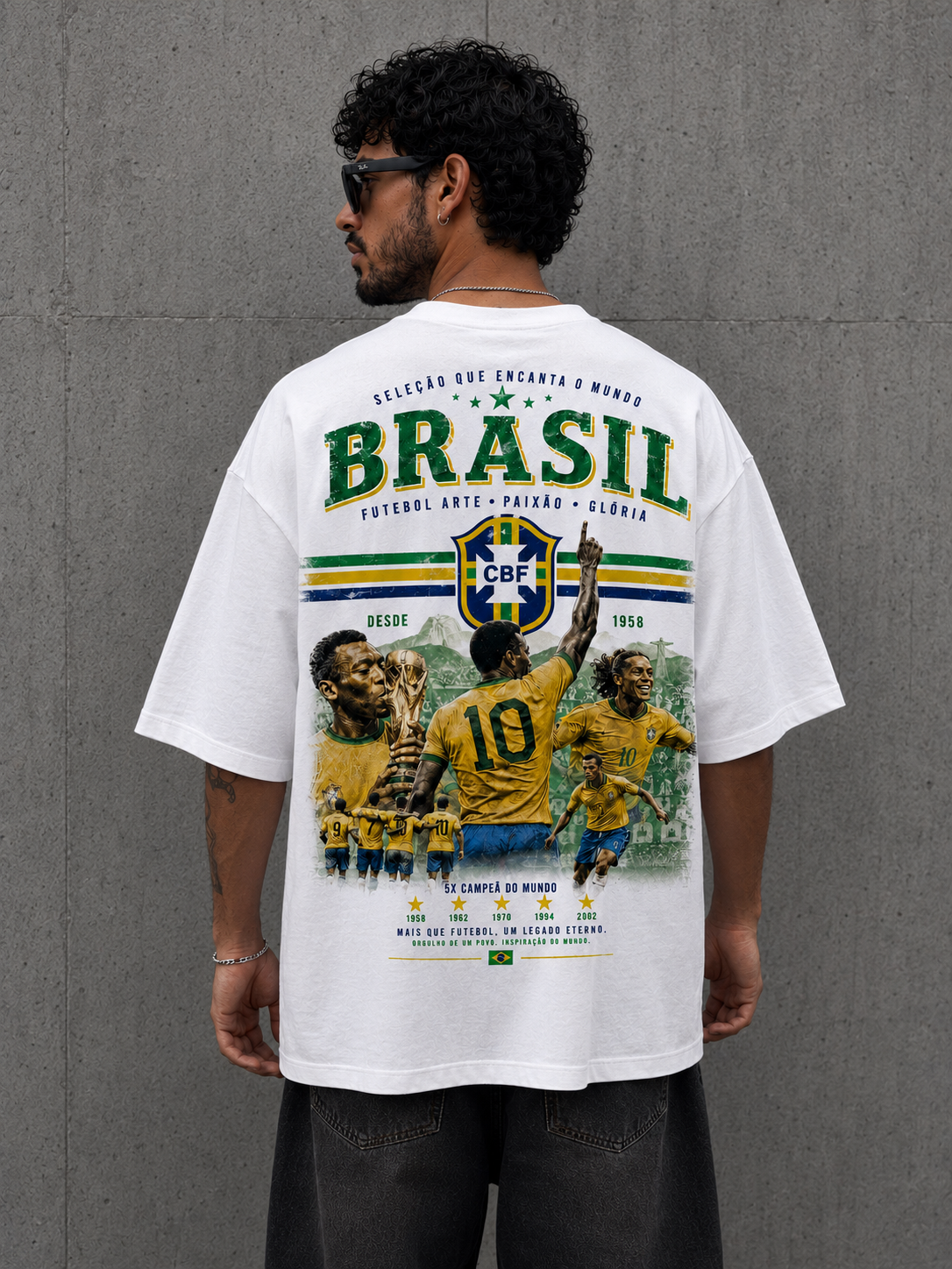 Camiseta Brasil oversize retro FutCasual estilo fútbol streetwear